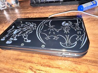 Nintendo 3ds XL Sun & Moon edition