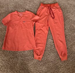 HTF Figs Sunset Orange Scrub Set S/SP