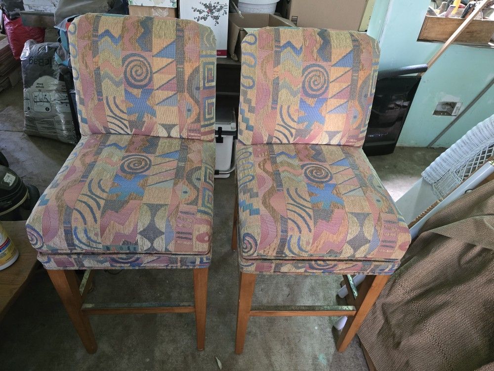 Swivel Bar Stools