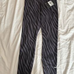 Size xs Women Nike Leggings 