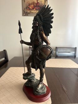 Hermosa pieza de Nativo Americano