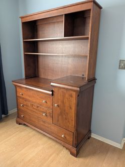 Dresser drawer hutch cabinet