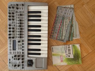 Novation Remote Audio 25 synth/usb controller