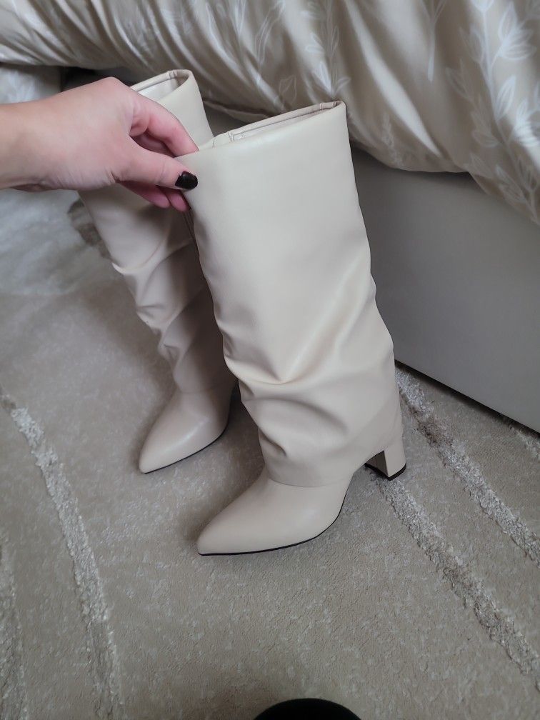 Beige Boots Size 6