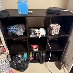 Cube wooden shelf unit