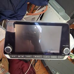 2020-2022 nissan sentra radio