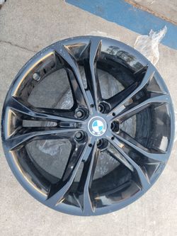 OEM 18" BMW X1 2016-2023 Gloss Black Wheels only (5X112)
