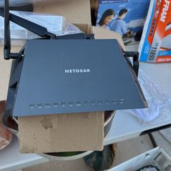 Net gear Nighthawk X4s