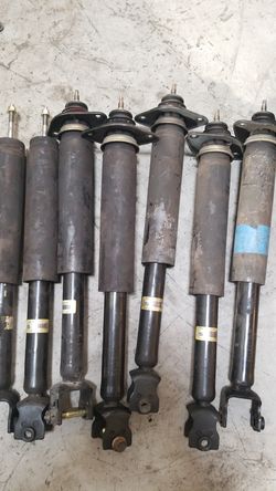 Nissan 350z rear suspension strut shock