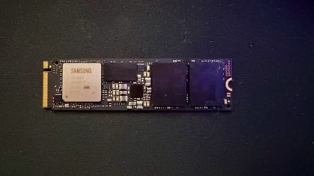 Samsung  980 Pro 2TB M.2 NVMe SSD