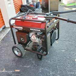 Súper Quiet HONDA GENERATOR  5000 WATT 
