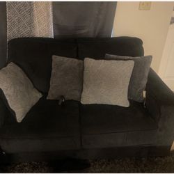 2 Sofas 