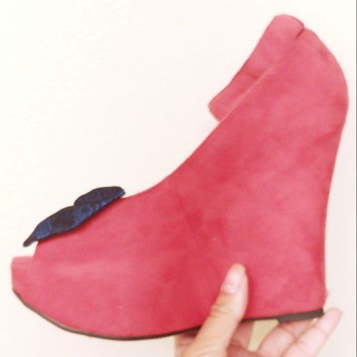 Women's Shoes- Wedges 7.5- Hot Pink