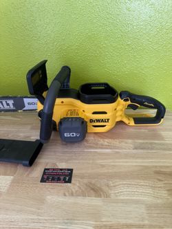 FLEXVOLT 60V MAX 20 in. Brushless Cordless Battery Powered Chainsaw and (Tool Only)