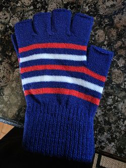 Warm gloves