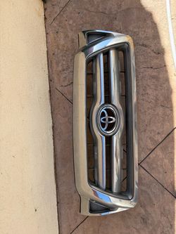 toyota tacoma 2005 grille