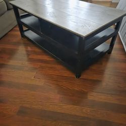 Farmhouse Coffee Table 