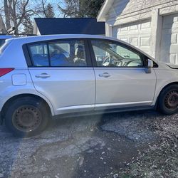 2009 Nissan Versa Hatchback Auto1.8 Engine BARTER ONLY NO CASH OFFERS