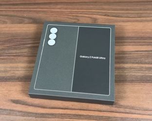 Samsung Galaxy Z Fold8 Ultra – Brand New Sealed – AT&T Locked – 256GB