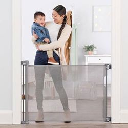 Retractable Baby Gate 