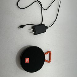 JBL CLIP2 bluetooth speaker