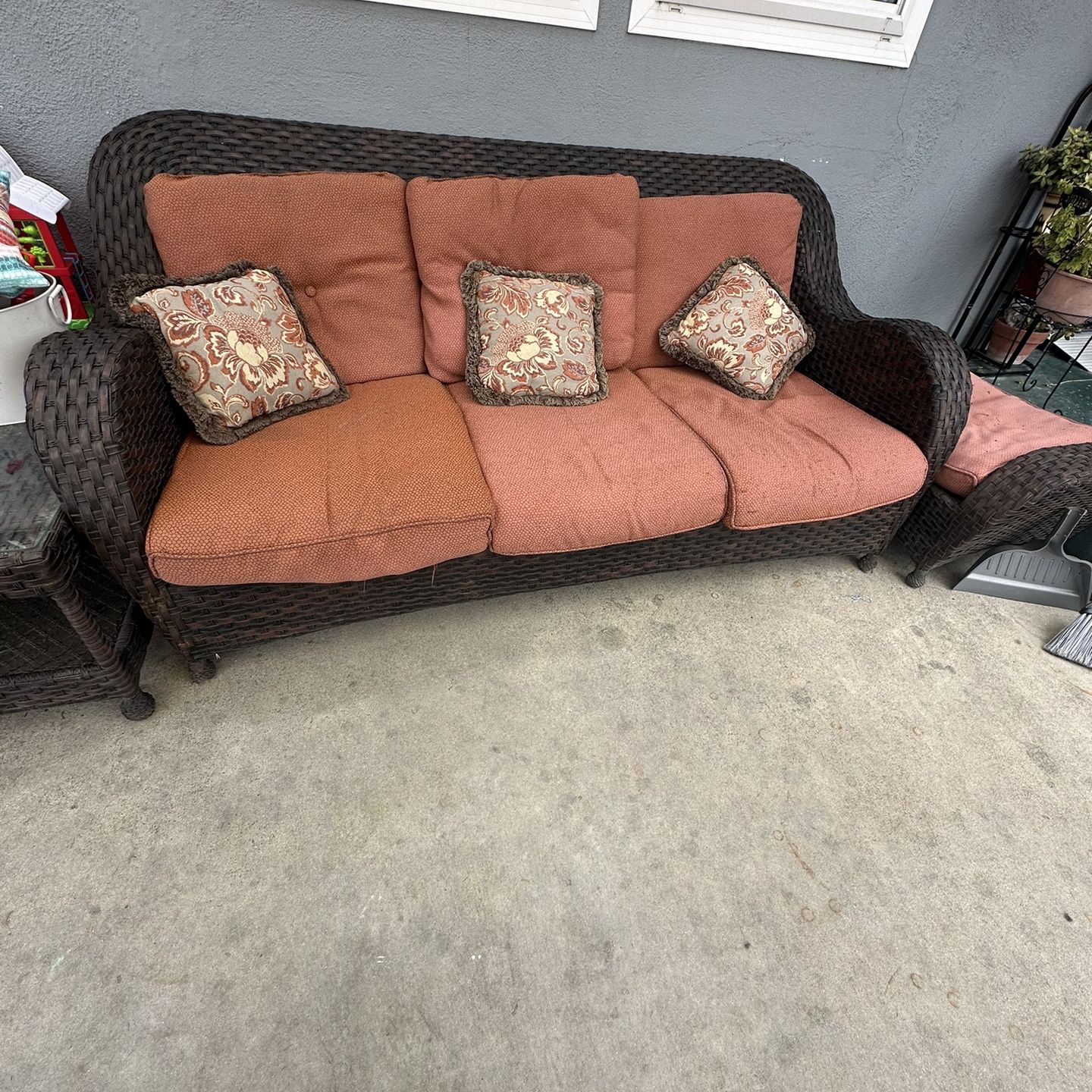 Patio Set/Furniture