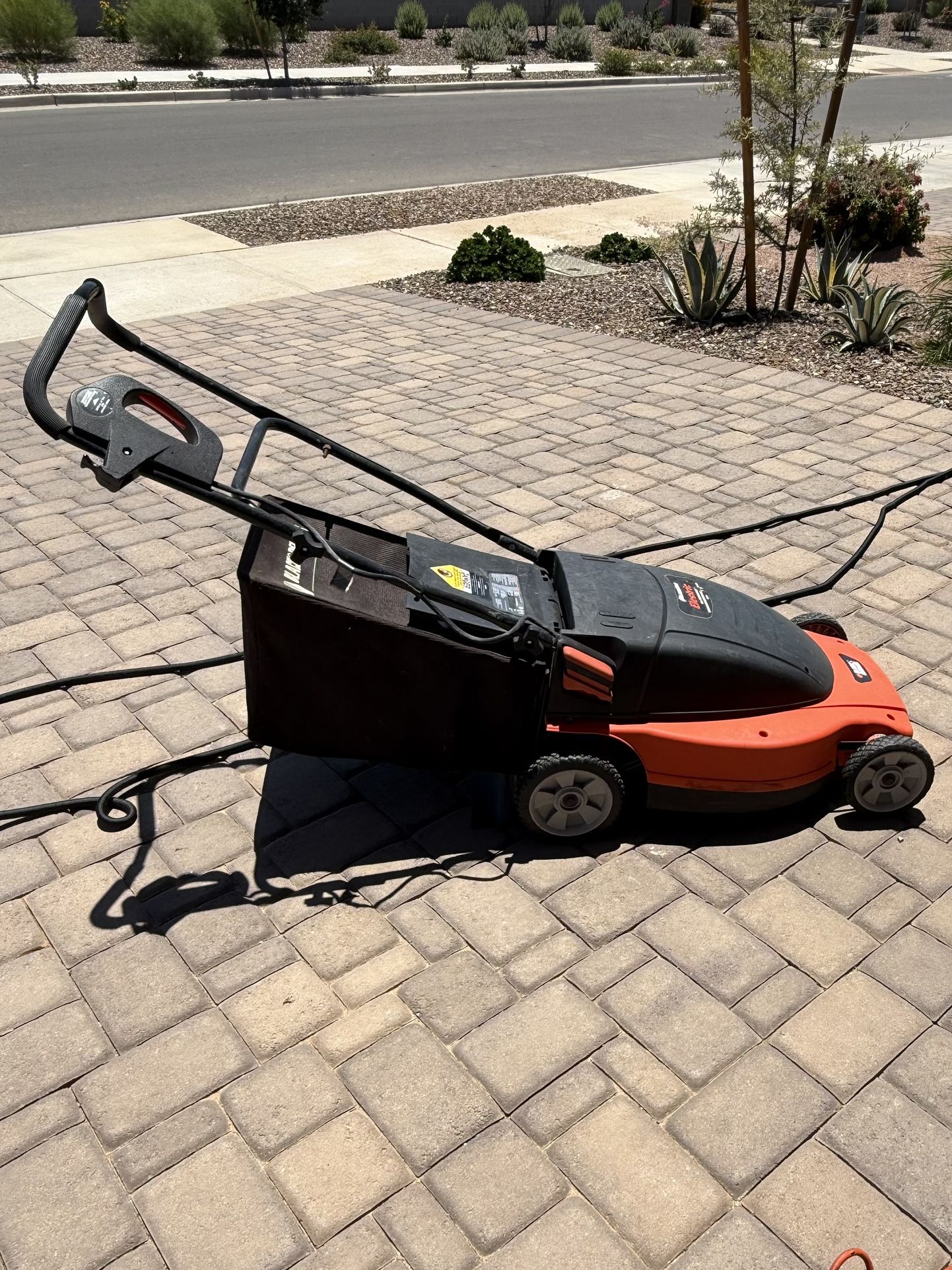 Lawn Hog 19 Inch Electric Mulching Mower
