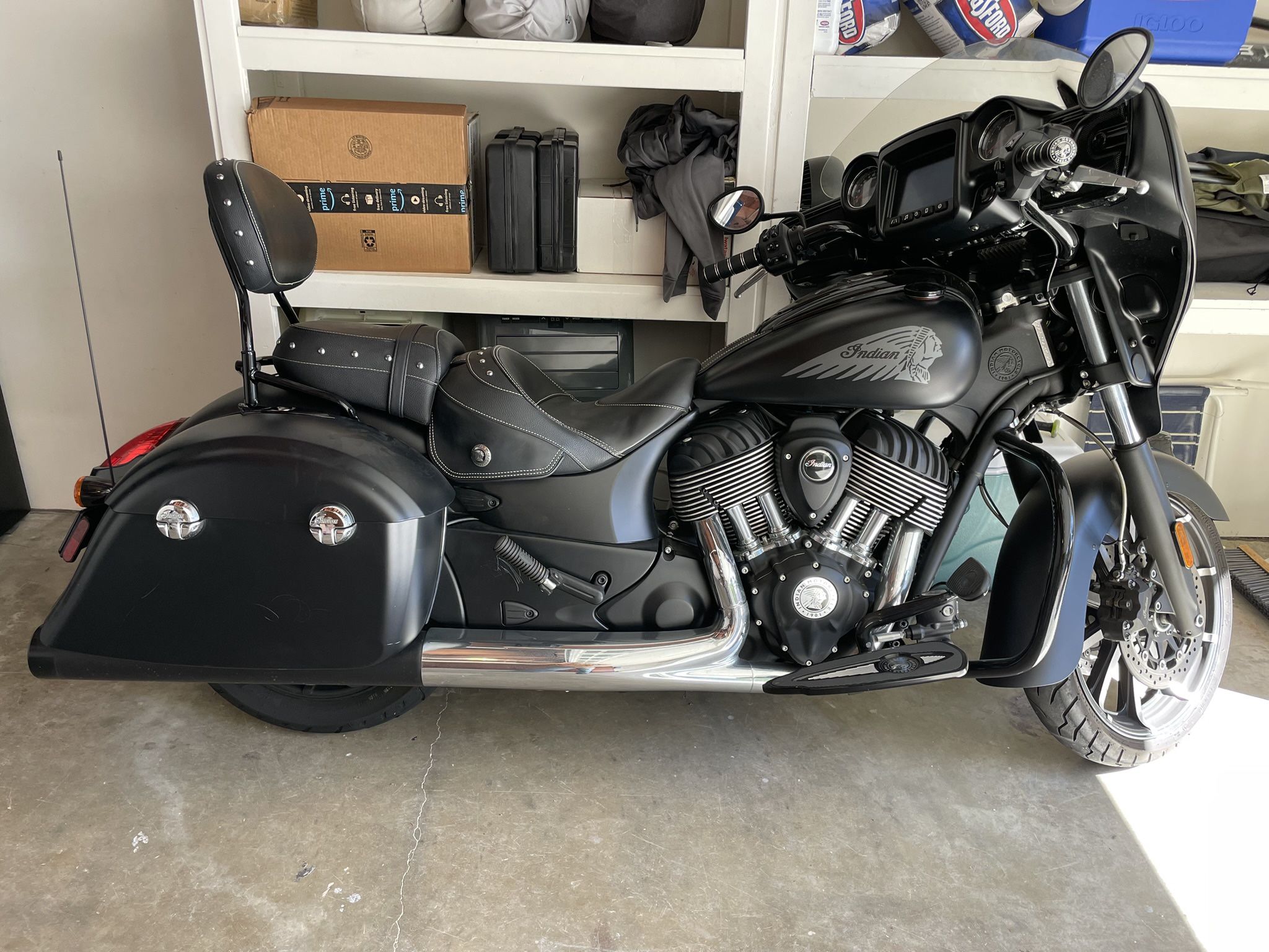 2018 Indian Chieftain Dark horse
