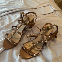LOW PRICE MOVING- VALENTINO $1990 + TAX RETAIL ROCKSTUD HEELS