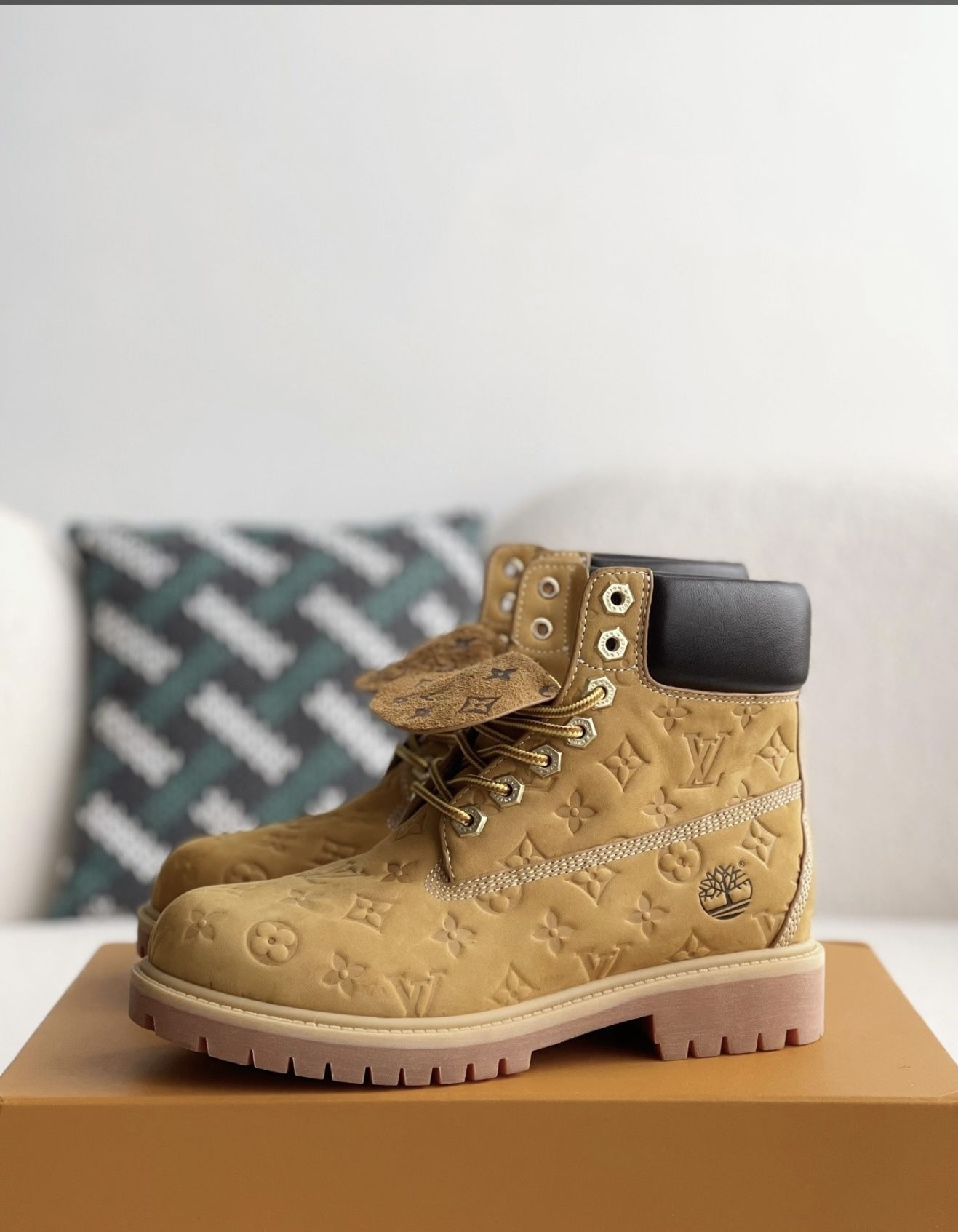 L X V x Timberland yellow boots/Martin boots/boots