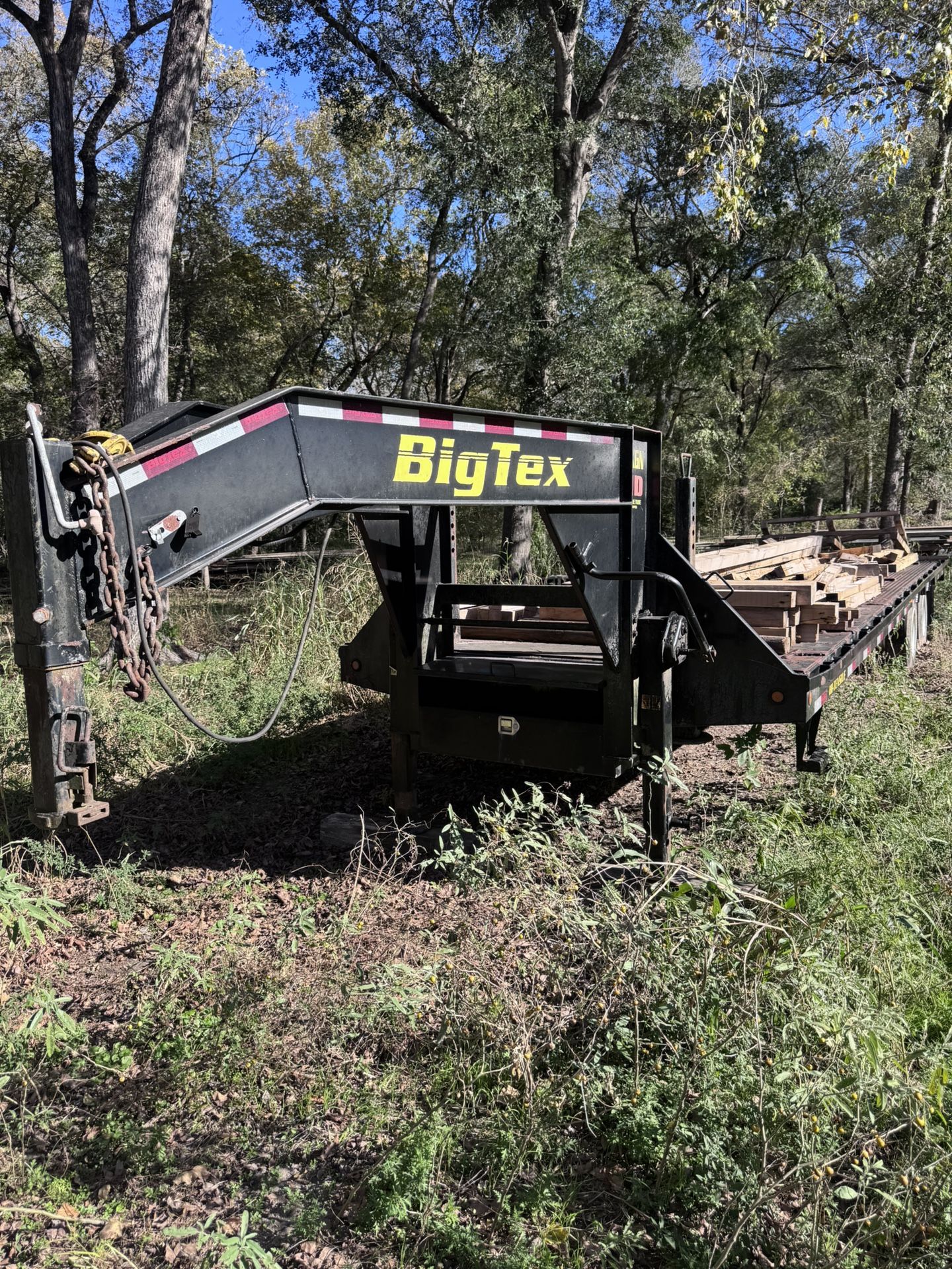 2015 BigTex 3XGN-30 HD Gooseneck Straight Deck Trailer