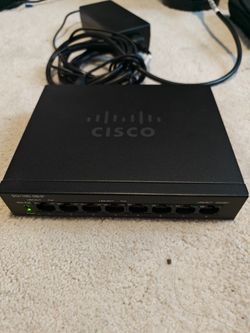 Cisco 8 Port Switch 4 POE