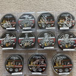 Chicago Blackhawks- Signed Pucks Stanley Cup & Finals 2010- Kane,Toews,Keith,Seabs,Sharp,Versteeg,Fraser & Much More