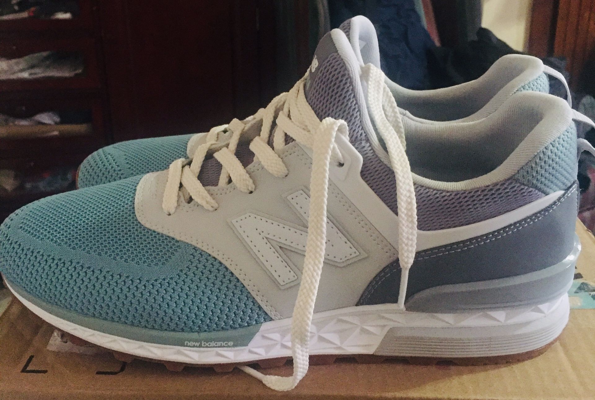 ***BRAND NEW*** New Balance Grey with Blue Size 11.5