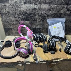 LOT OF 7 HEADPHONES 