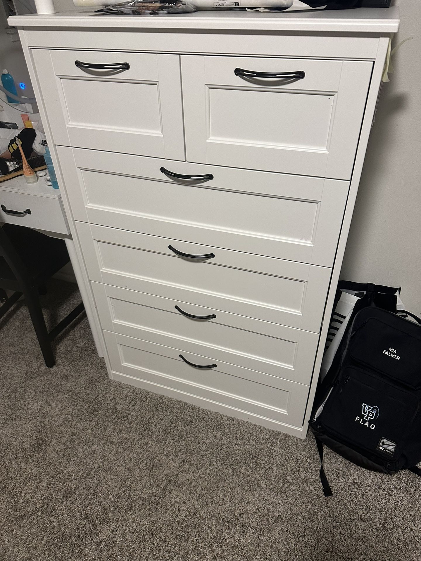 Dresser