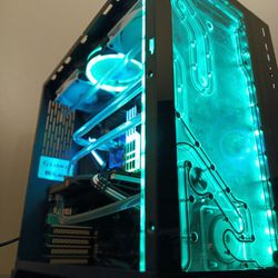 ABSOLUTE BEAST OF A LIQUID COOLED GAMING PC