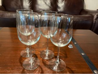 10 Wine Glasses and 2 Daiquiri style glasses