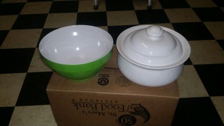 Soup bowls