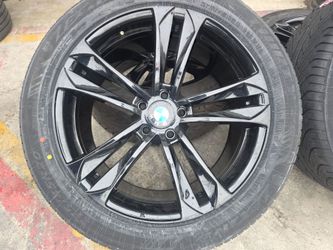 20" BMW X5 2012-2017 glossy black wheels with tires
