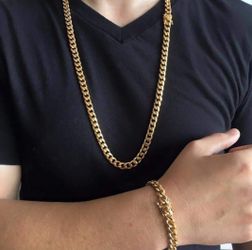 8MM Cuban Link Set 14K Gold Plated Doesn't Loses Color