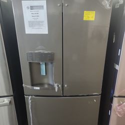 27.8 cu.ft.French Door Refrigerator in Slate, Fingerprint Resistant and ENERGY STAR