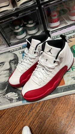 Jordan 12 DS (No Box)