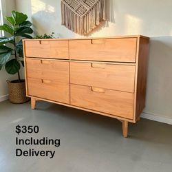Walker Edison Solid Wood 6-Drawer Dresser – Free Delivery 🚚