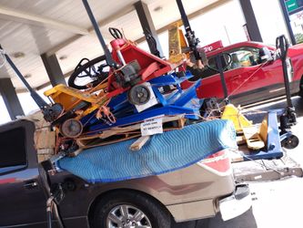 Palletjacks All different Sizes and Clors$250each