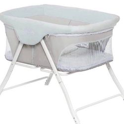 Dream On Me Traveler Portable Bassinet In Starlight Blue, Lightweight And Breathable Mesh Design, Easy To Clean And Fold Baby Bassinet - Carry Bag Inc