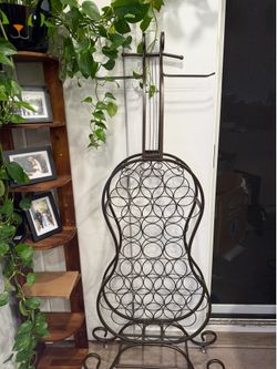 Wine holder