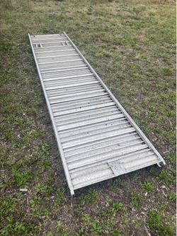 Truck ramp