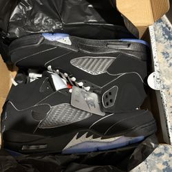 Kids Jordan’s Size 5.5Y