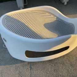 Baby bath support